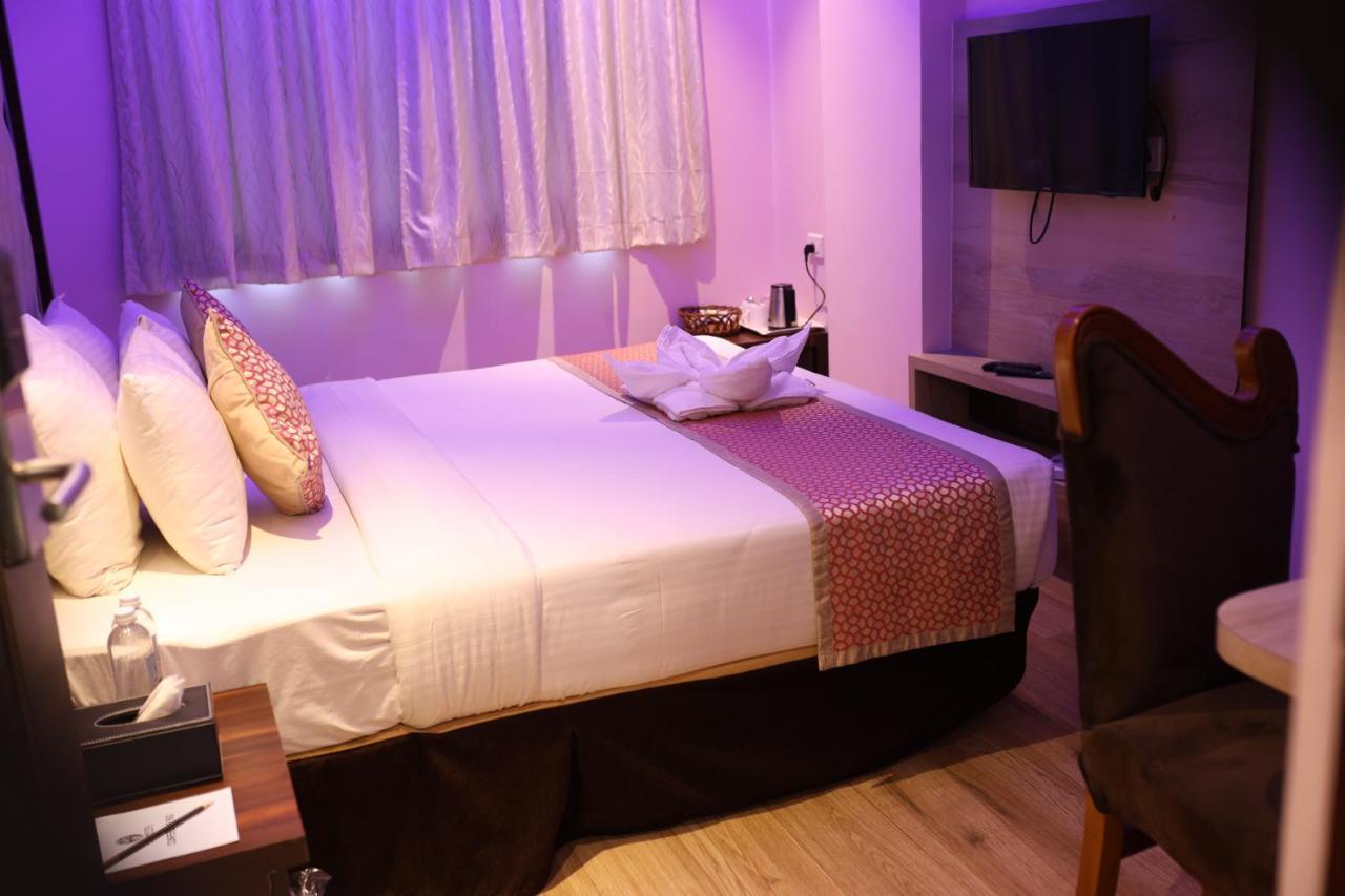 Npg Hotel Bangalore Just 10 Mins Drive From The Kempegowda International Airport エクステリア 写真